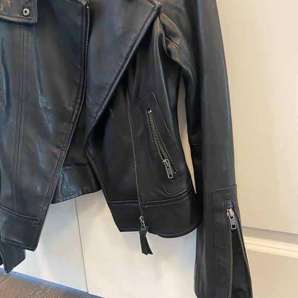 Mackage leather jacket extra small - Picture 3 of 4